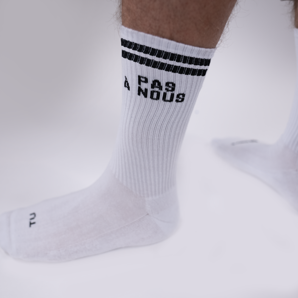 CHAUSSETTES À BANDES "PAS À NOUS"